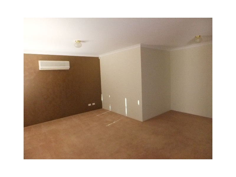 11 Frond Circuit, Banksia Grove WA 6031