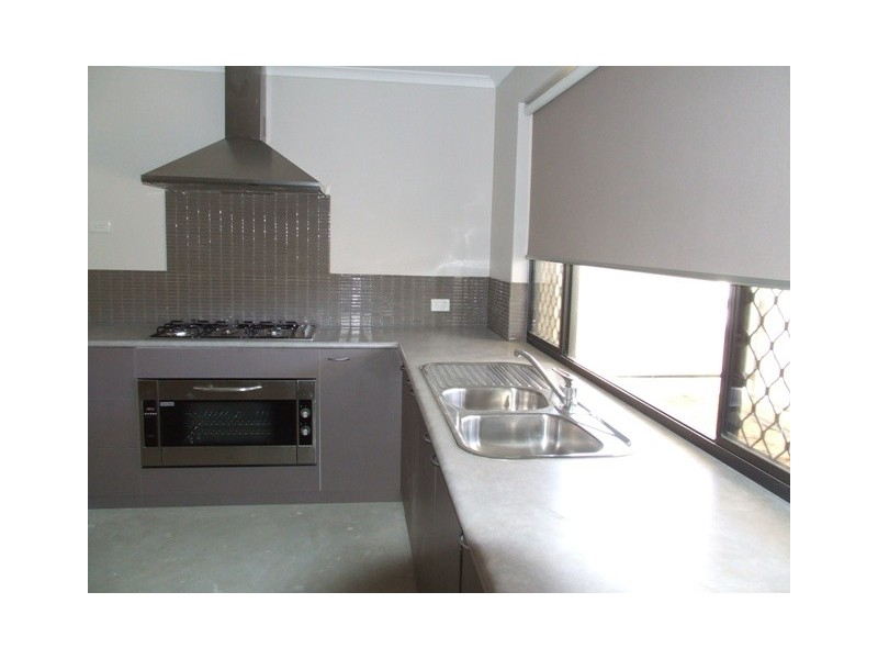 6 Caldwell Turn, Clarkson WA 6030