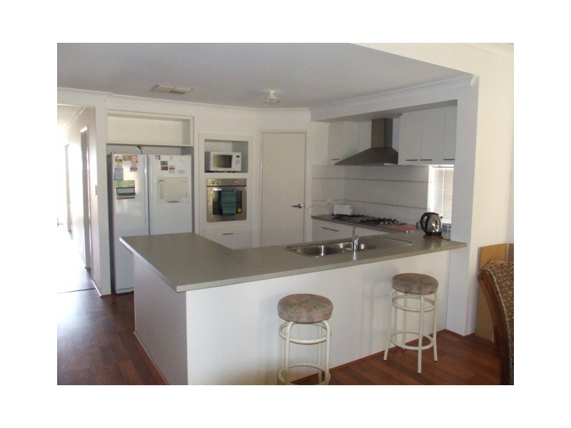 76 Cherokee Green, Clarkson WA 6030