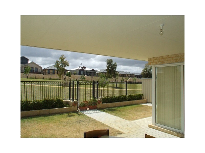 76 Cherokee Green, Clarkson WA 6030