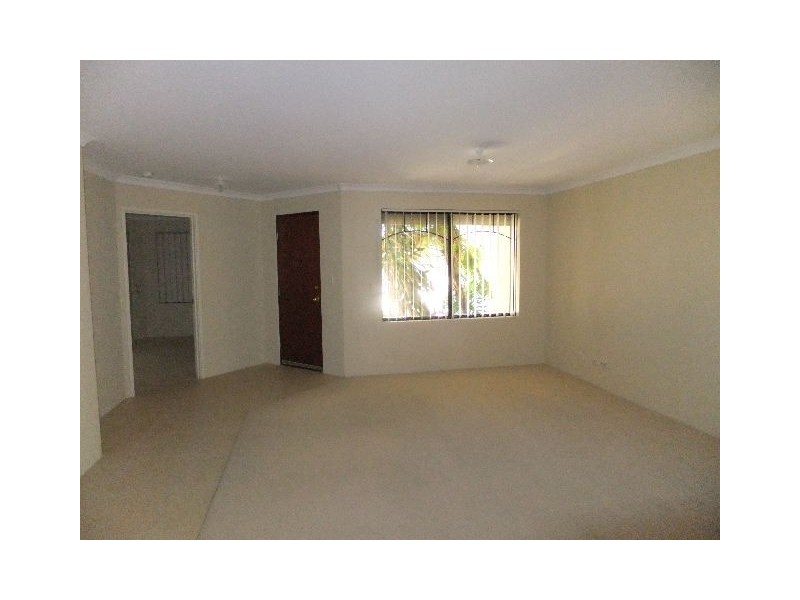 35 BRUNSWICK CIRCUIT, Banksia Grove WA 6031