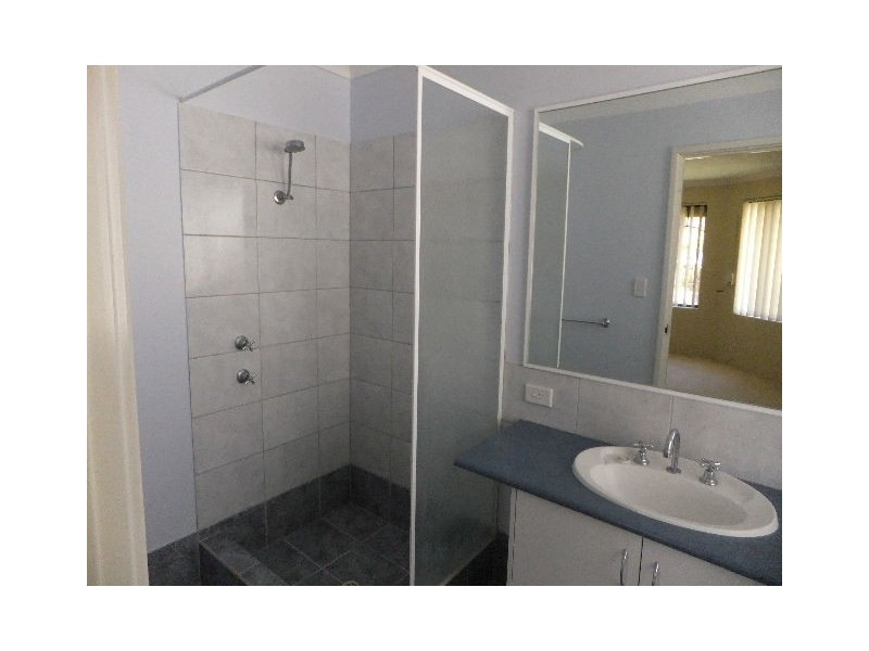 35 BRUNSWICK CIRCUIT, Banksia Grove WA 6031