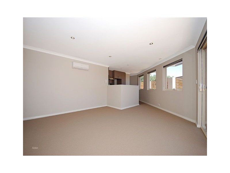 2/36 CURRAMBINE BLVD, Currambine WA 6028