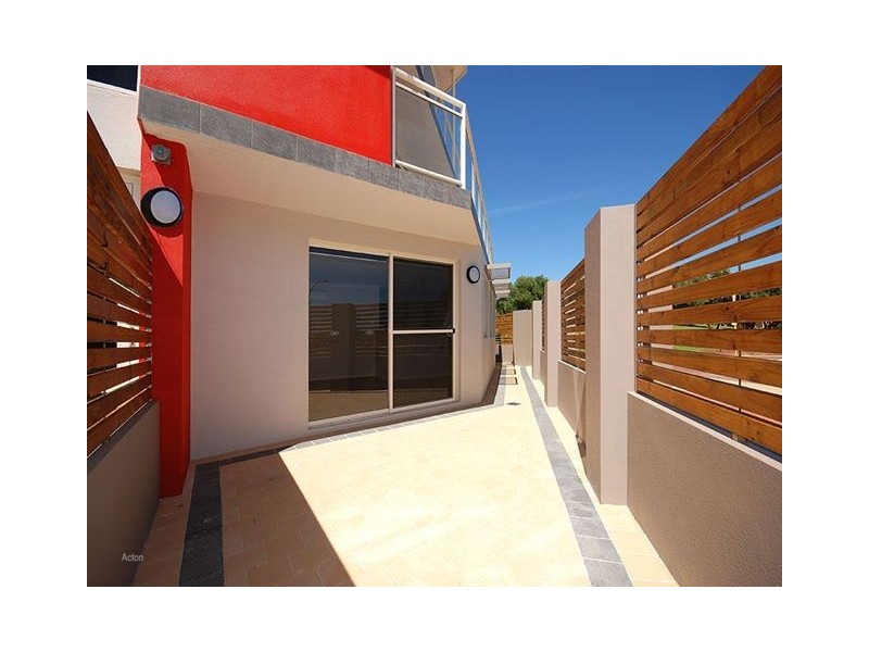 2/36 CURRAMBINE BLVD, Currambine WA 6028