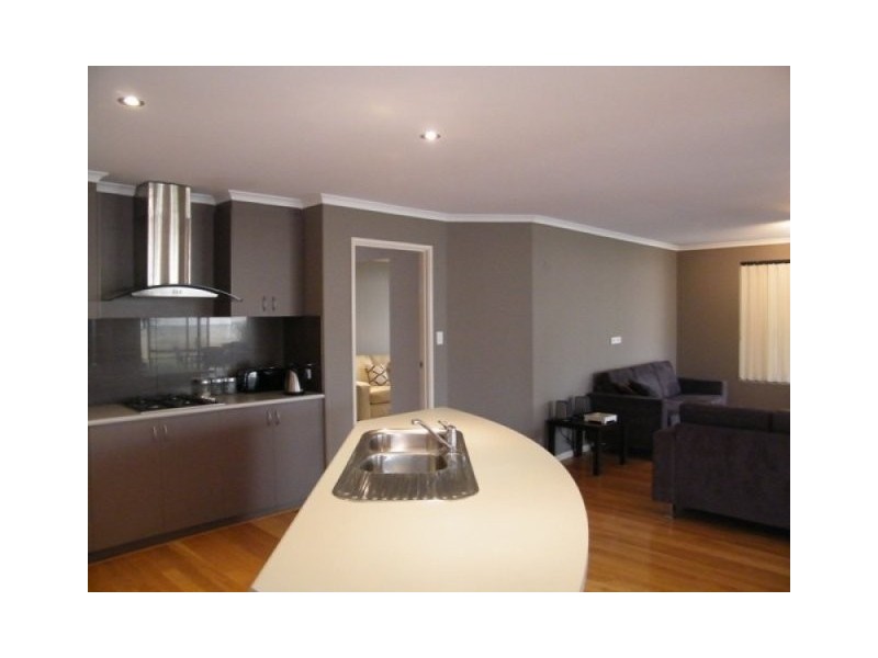 30 WHYALLA CHASE, Tapping WA 6065