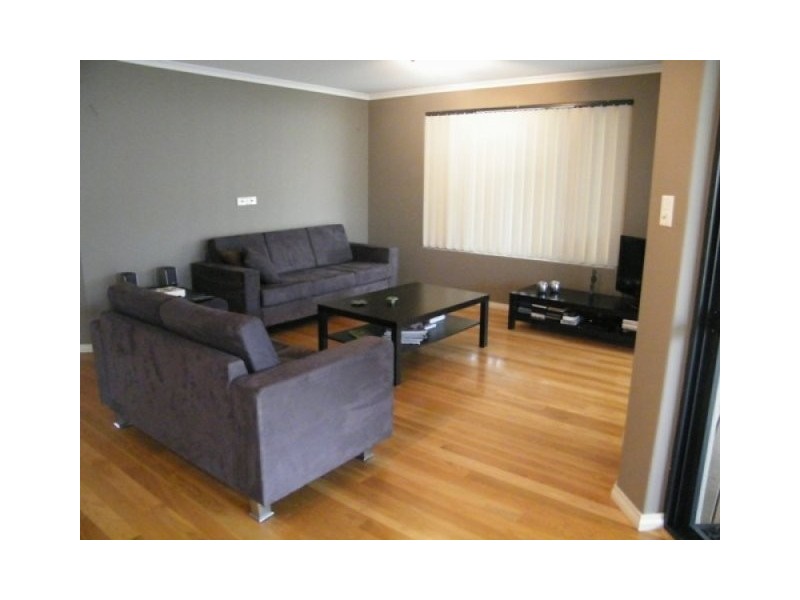 30 WHYALLA CHASE, Tapping WA 6065