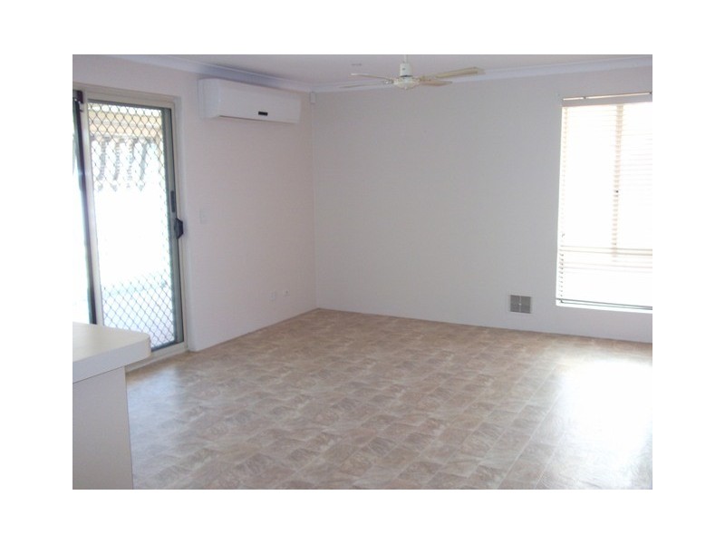 11 Jenolan Way, Merriwa WA 6030