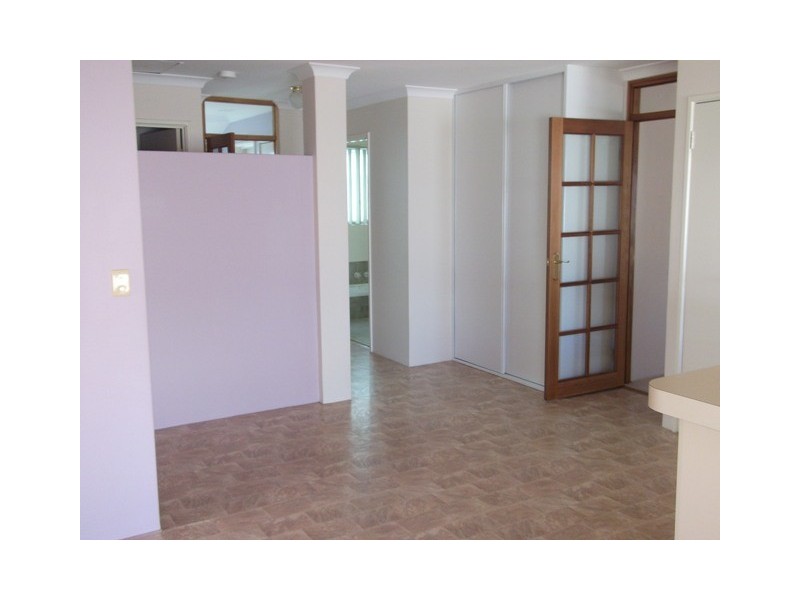 11 Jenolan Way, Merriwa WA 6030