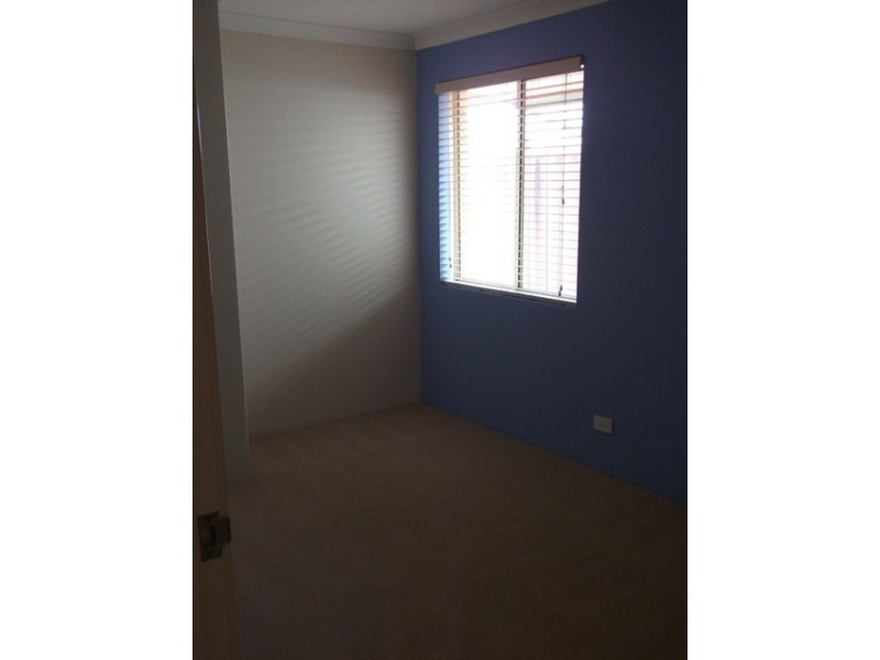 11 Jenolan Way, Merriwa WA 6030