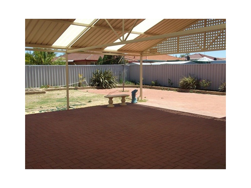 11 Jenolan Way, Merriwa WA 6030