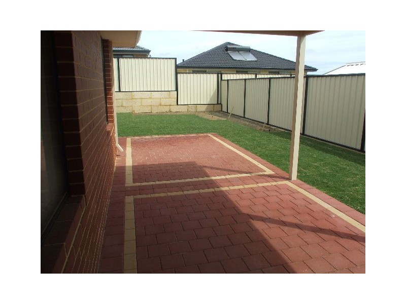 20 LANTERN WAY, Clarkson WA 6030