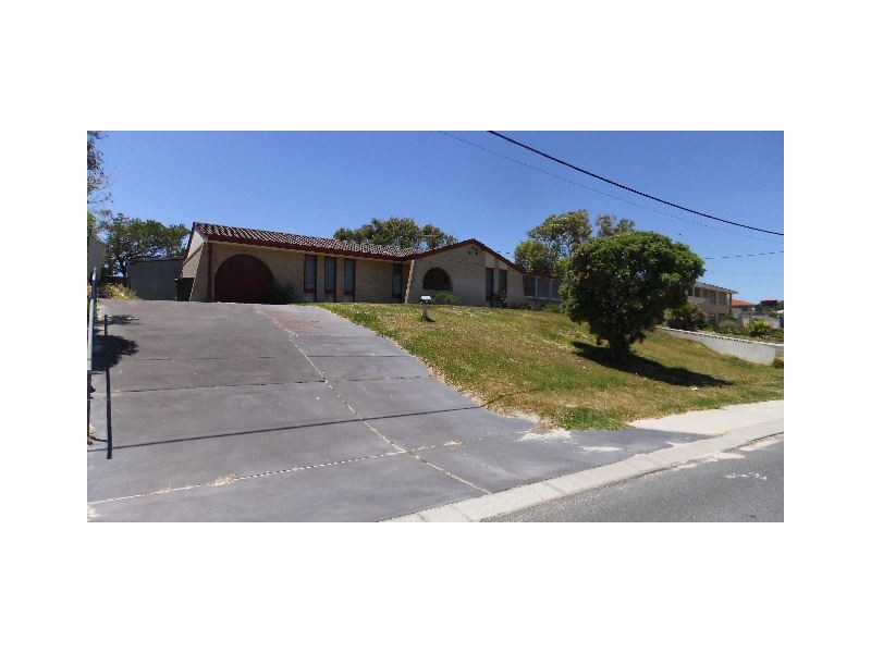 5 Hall Road, Quinns Rocks WA 6030