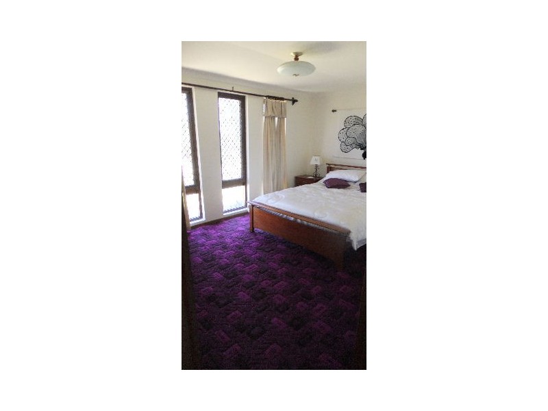 5 Hall Road, Quinns Rocks WA 6030