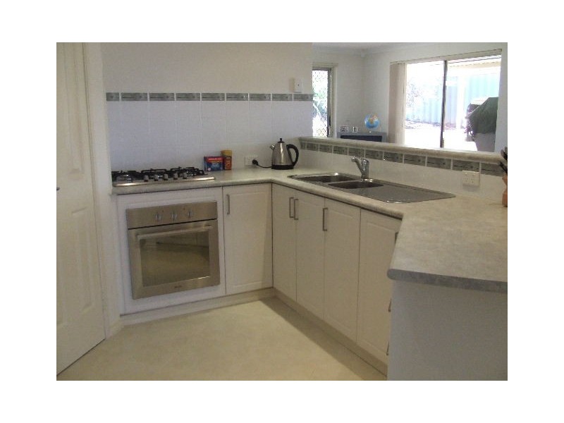 24 Lithgow Drive, Clarkson WA 6030