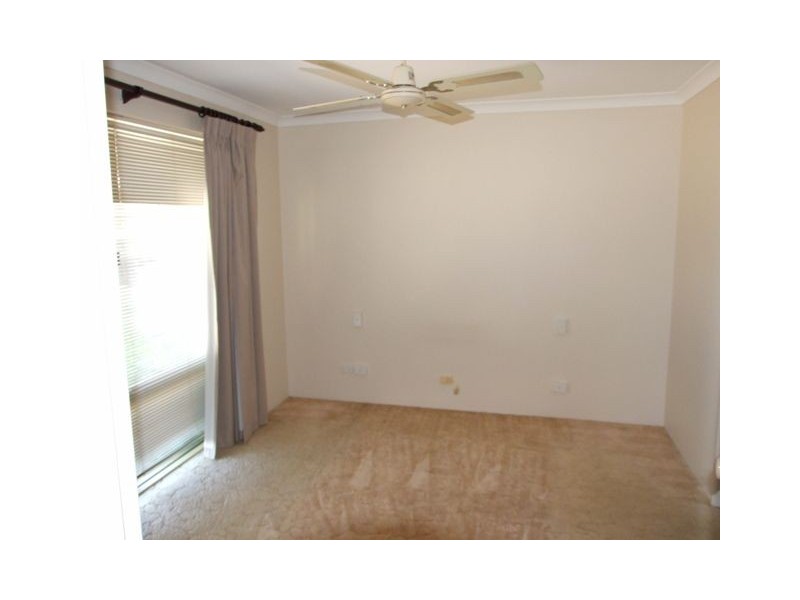 16 GARRIGAN PLACE, Clarkson WA 6030