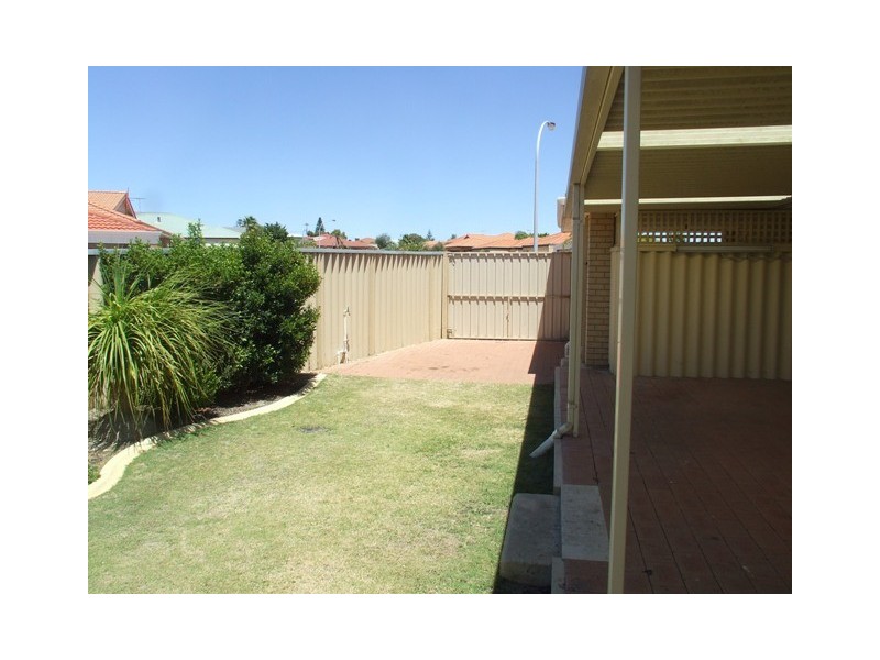 27 ALLARA RETREAT, Quinns Rocks WA 6030