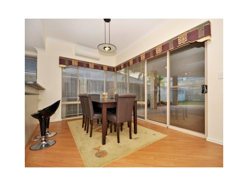 15 MANTA PASS, Mindarie SA 5309