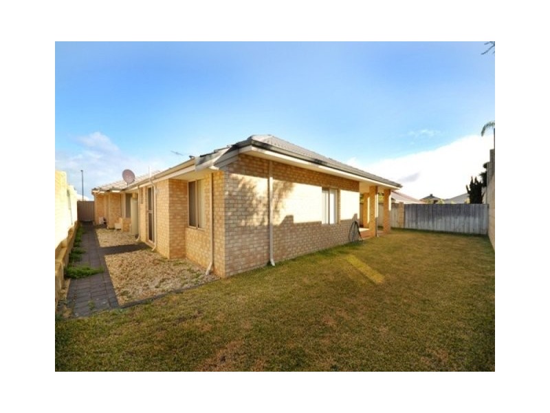 15 MANTA PASS, Mindarie SA 5309