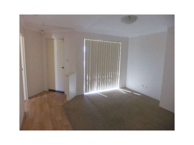 9 Gardeneri Way, Banksia Grove WA 6031