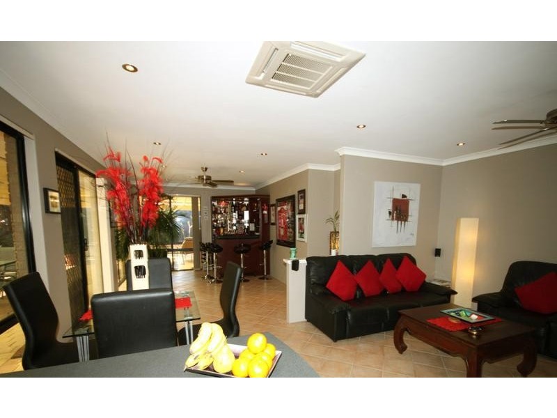 7 TALLIN LOOP, Mindarie WA 6030