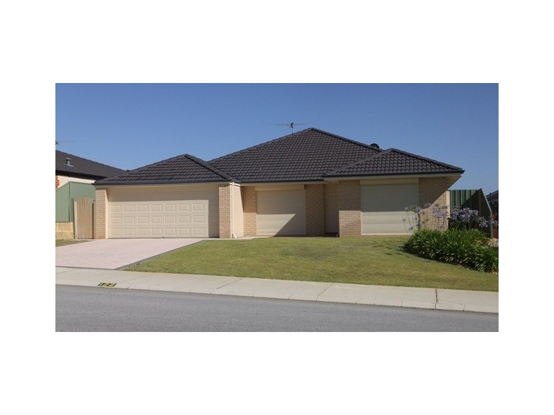 122 SEAGROVE BLVD, Merriwa WA 6030