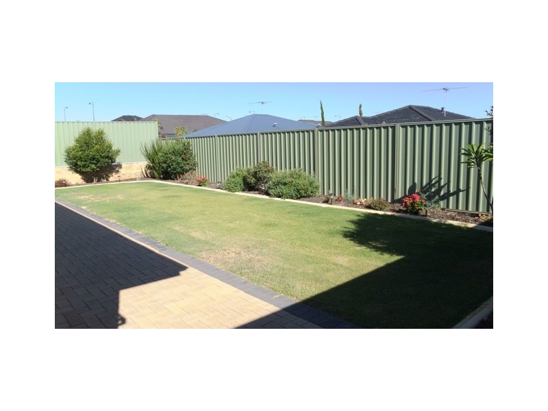 122 SEAGROVE BLVD, Merriwa WA 6030