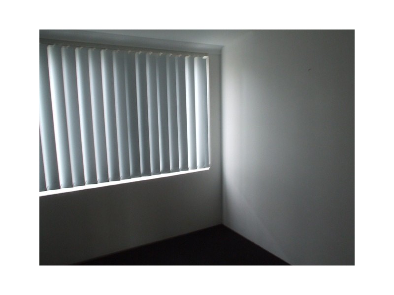 8 ALPINA PROMENADE, Banksia Grove WA 6031