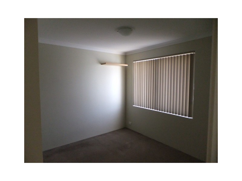 49 PALMERSTON CRESCEN, Tapping WA 6065