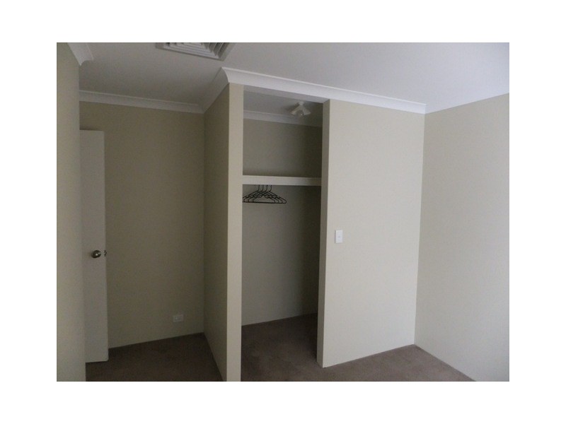 49 PALMERSTON CRESCEN, Tapping WA 6065