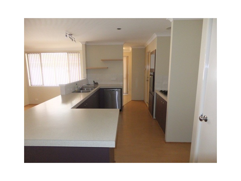 49 PALMERSTON CRESCEN, Tapping WA 6065