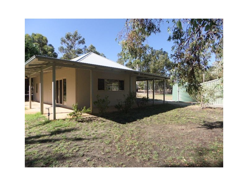 105 Garden Park Drive, Wanneroo WA 6065