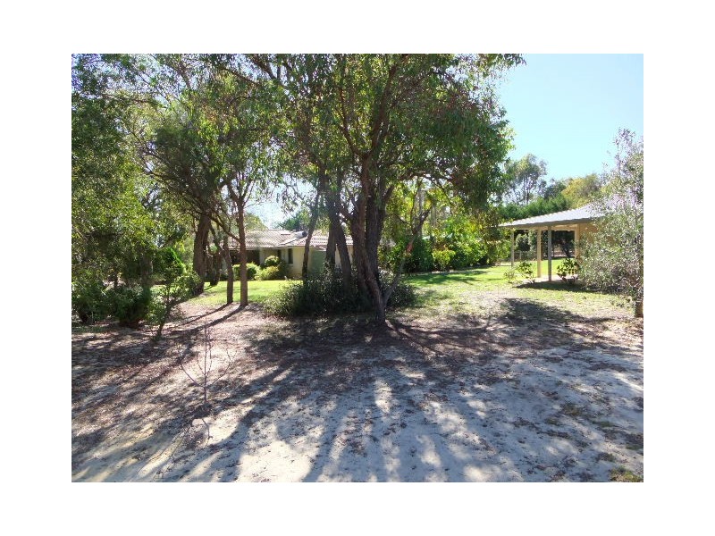 105 Garden Park Drive, Wanneroo WA 6065