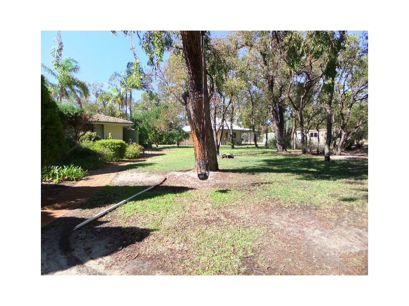 105 Garden Park Drive, Wanneroo WA 6065