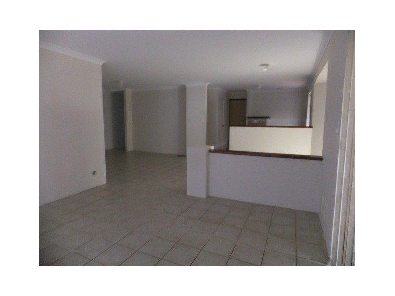 66 WARING GREEN, Clarkson WA 6030