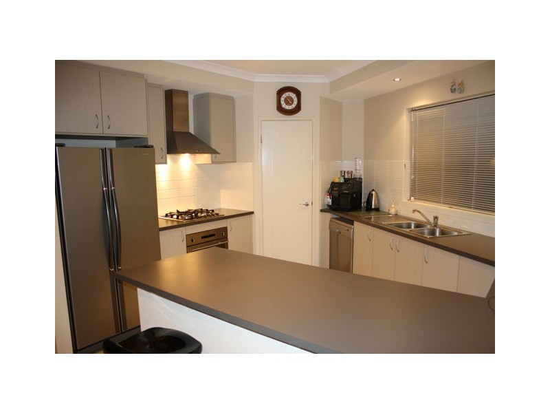 39A WILMOT BEND, Madeley WA 6065