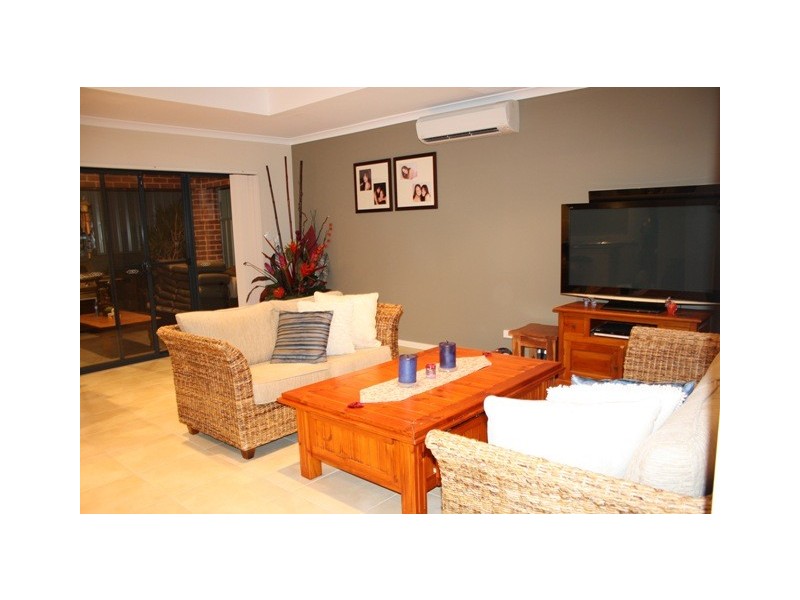 39A WILMOT BEND, Madeley WA 6065