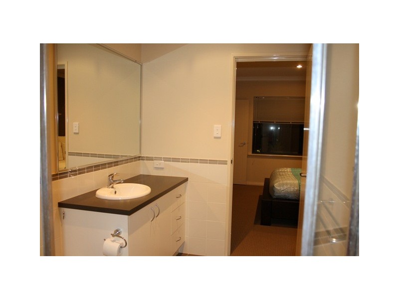 39A WILMOT BEND, Madeley WA 6065