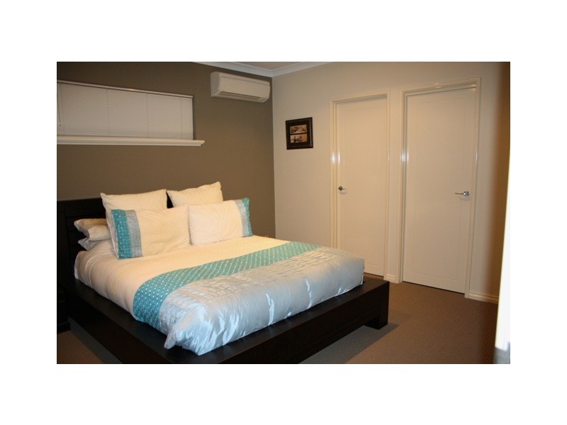 39A WILMOT BEND, Madeley WA 6065