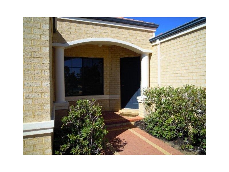 38 KINGSBRIDGE BLVD, Butler WA 6036