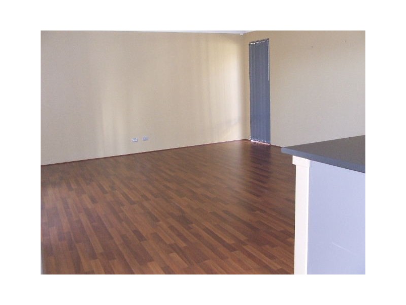 176 BENENDEN AVENUE, Butler WA 6036