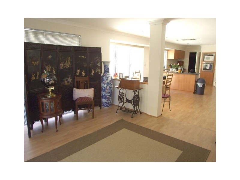 12 CONDICOTE LOOP, Butler WA 6036