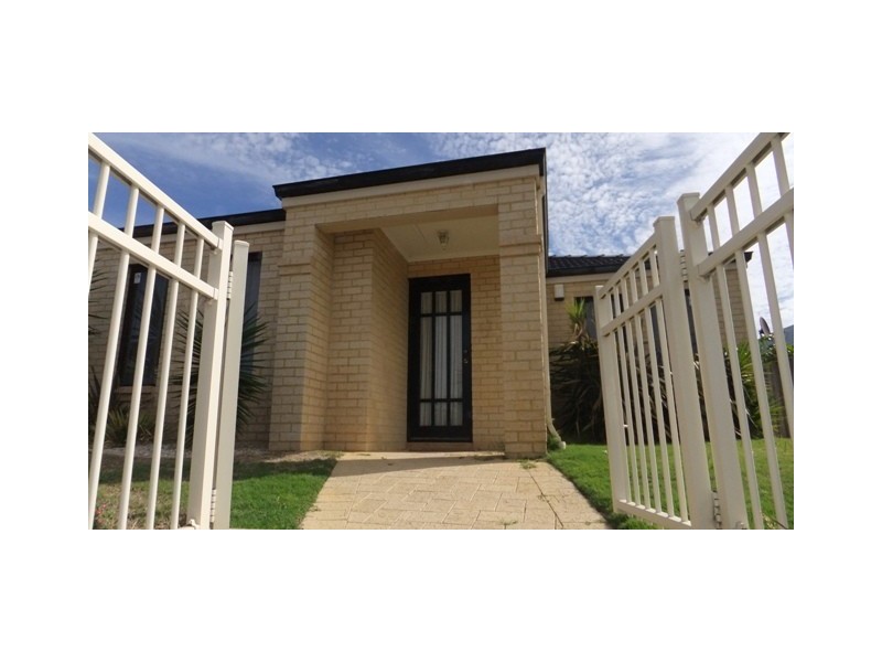 58 Mulgrave Loop, Mindarie WA 6030