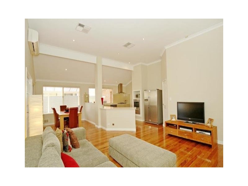 5 WANDANA GROVE, Currambine WA 6028