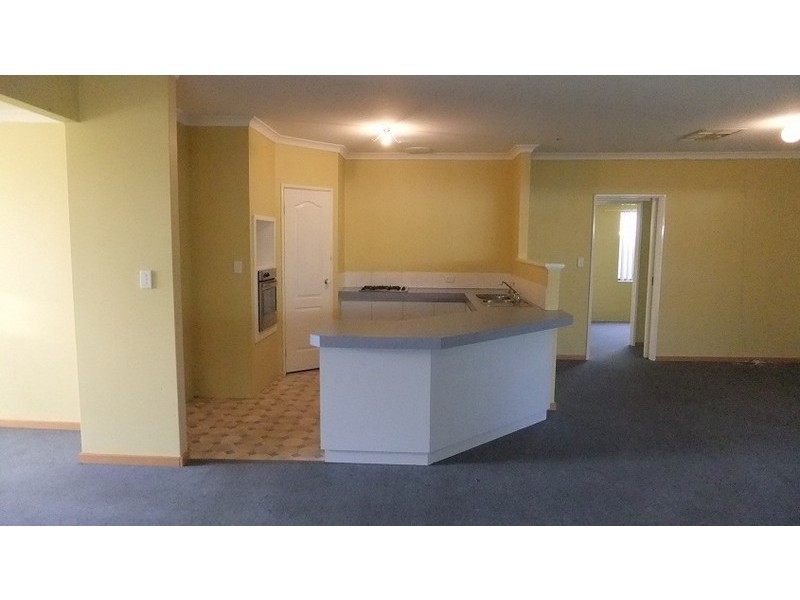 14 ADELONG CCT, Merriwa WA 6030