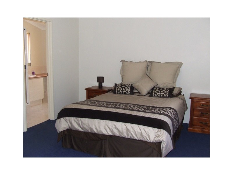 50 Combewood Loop, Carramar WA 6031