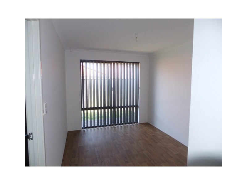 1 WALLUM ROAD, Banksia Grove WA 6031