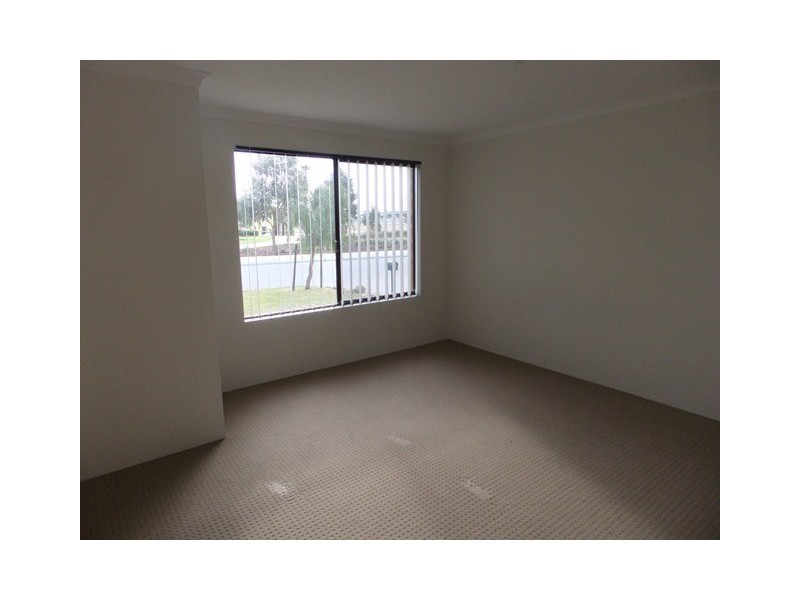 10 Verwood Green, Butler WA 6036