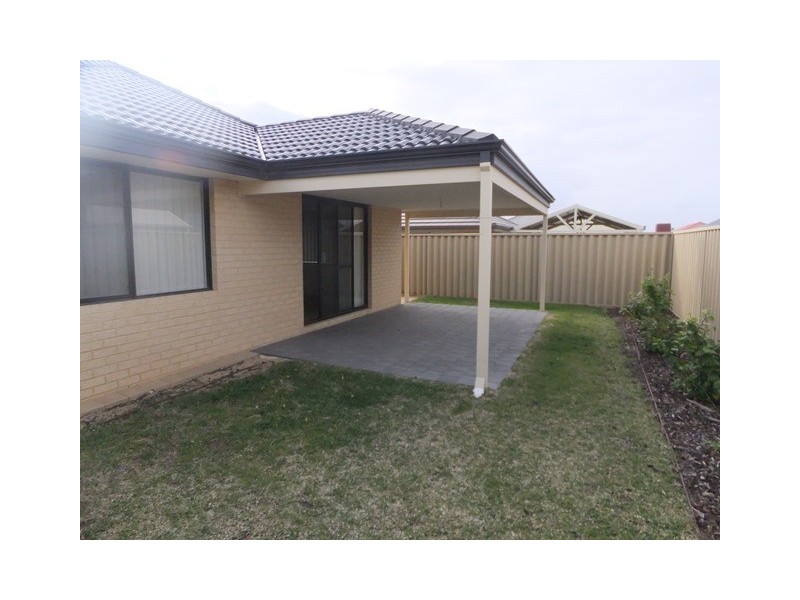 10 Verwood Green, Butler WA 6036