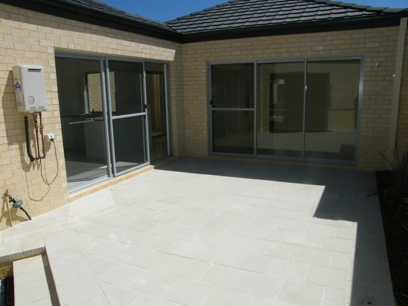 2B Kilrush Turn, Ridgewood WA 6030