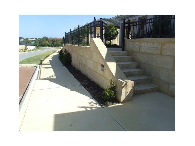 3 Salamanca Turn, Clarkson WA 6030